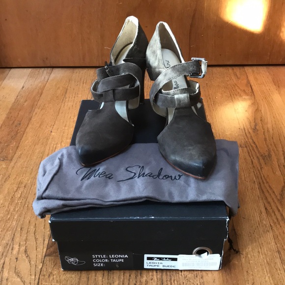 Mea Shadow Shoes - New!  In box!  Mea Shadow wedge heels. Size 8